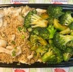 Best C33. Broccoli with Garlic Sauce (Dinner Combo) in Manchester, CT