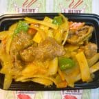 Best Beef with Curry Sauce in Manchester, CT