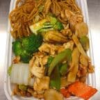Best C 6. Chicken with Mixed Vegetables (Dinner Combo) in Manchester, CT